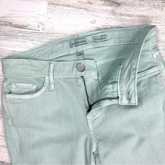 Calvin Klein NWT Cropped Skinny Mid-Rise Jeans Mint Green Size 2 - Picture 6 of 15